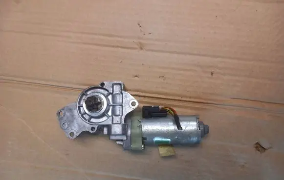 Audi A6 S6 C5 4B Seat adjustment motor 3B0959761P
