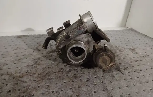 Nissan Primera Turbo 144112J600 4667552
