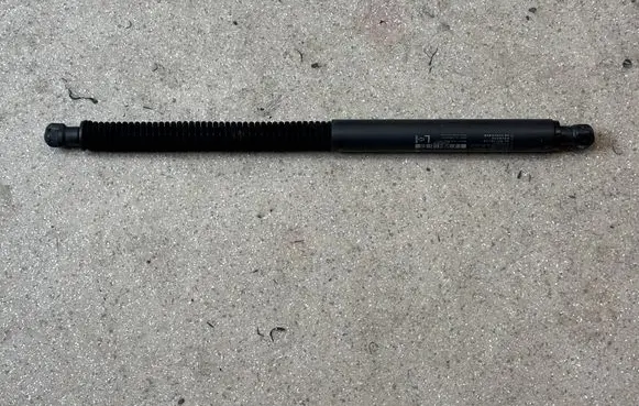 BMW X3 G01 Tailgate/trunk strut/damper 7497482