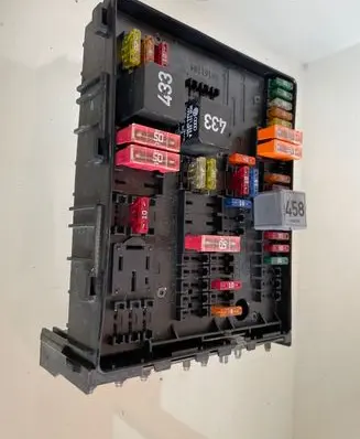 Volkswagen Golf V Fuse box set 1K0937804B 1K0937804G