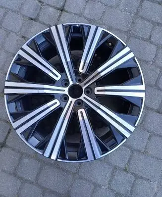 Volvo XC90 R20 alloy rim 31680217