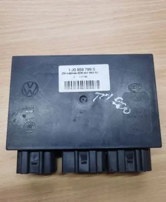 Seat Toledo II (1M) Comfort/convenience module 1J0959799S 5DK00795350
