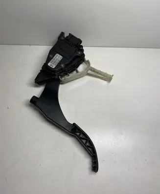 Audi A3 S3 8L Accelerator throttle pedal 1J1721503H 6PV00777001