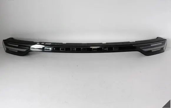 Porsche Cayenne (9Y0 9Y3) Tailgate rear/tail lights 9Y0945081D