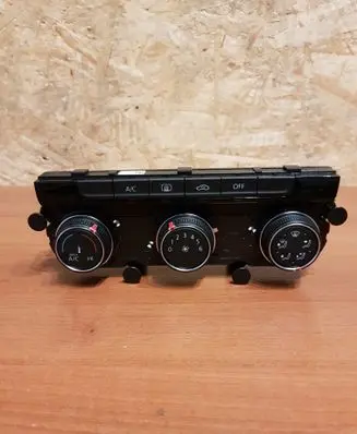 Volkswagen Golf VII Interior fan control switch 5G0907426AQ