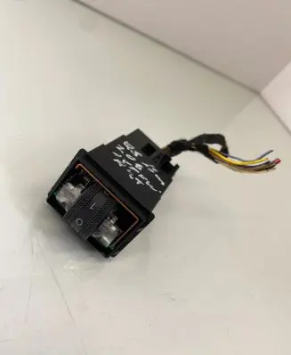 Audi Q5 SQ5 Seat heating switch 8E0963563