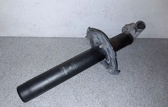BMW 7 E38 Rear bumper shock impact absorber/damper 51128125421 8125421