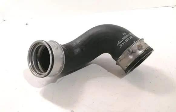 Mercedes-Benz C W203 Intercooler hose/pipe A2035281482 00114004