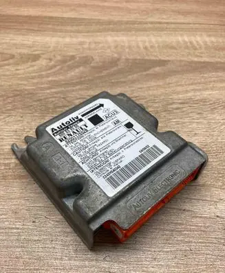 Renault Scenic I Airbag control unit/module 600639500 8200117652B