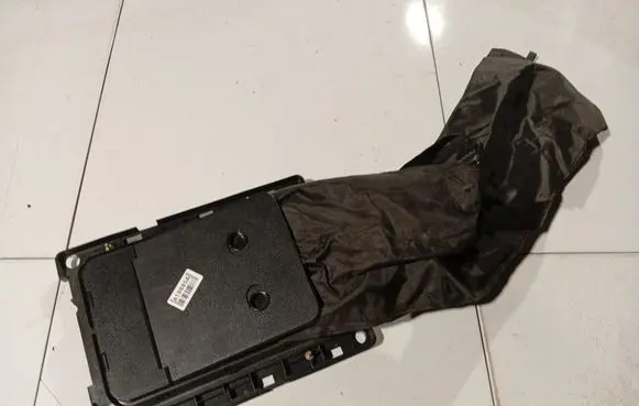 Mercedes-Benz CLS C219 Glove box A2198400062