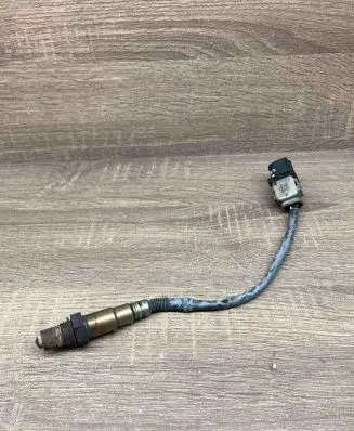 Audi A8 S8 D3 4E Lambda probe sensor 07L906262 0258017153