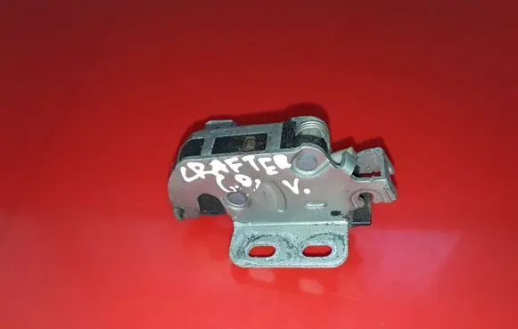 Volkswagen Crafter Loading door lock A9067401135