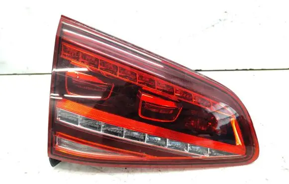 Volkswagen Golf VII Tailgate rear/tail lights 5G0945307F 81240101