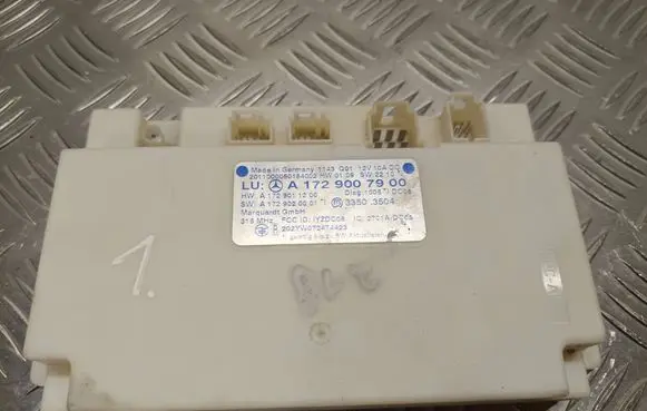 Mercedes-Benz CLS C218 X218 Keyless (KESSY) go control unit/module A1729007900 A1729011200 33503504