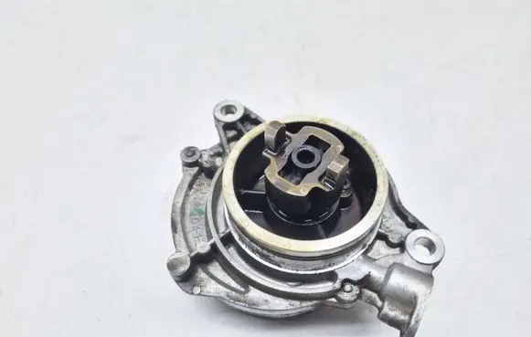 BMW X5 E70 Vacuum pump 7791232
