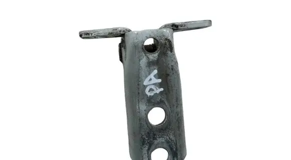 Mitsubishi Outlander Front door lower hinge A046834