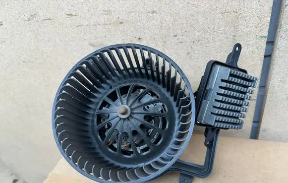 Heater fan/blower