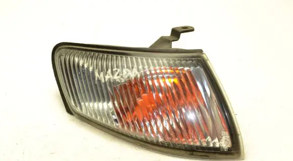 Mazda 626 Front indicator light 21061822
