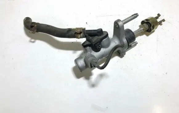Toyota Yaris Clutch master cylinder