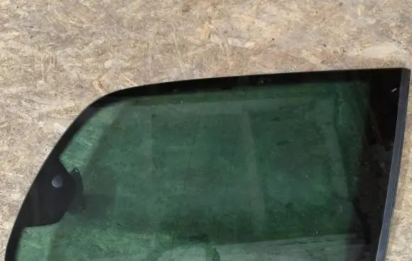 Ford Galaxy Rear side window 43R000002 DOT249AS3M104