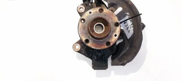 Renault Megane III Front wheel hub