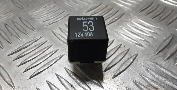 Volkswagen Touareg I Other relay 141951253B