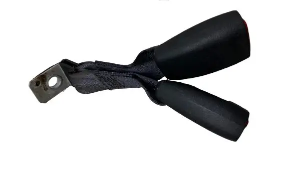 Jeep Grand Cherokee (WK) Middle seatbelt (rear) 