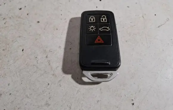 Volvo V60 Ignition key/card 