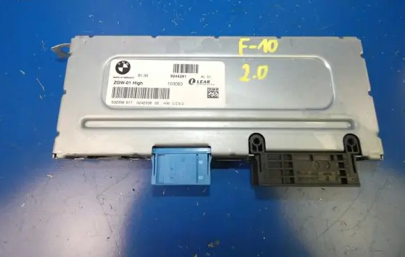 BMW 5 F10 F11 Gateway control module 9244261