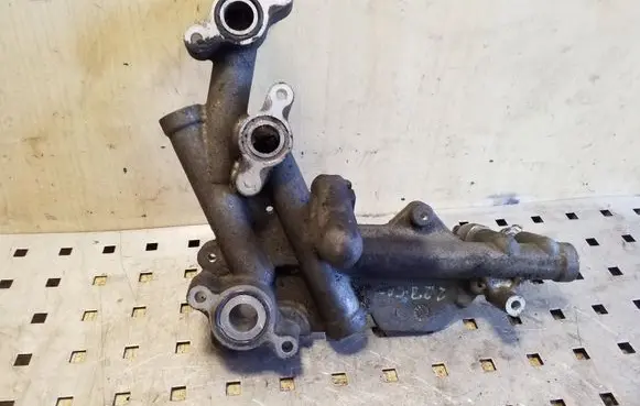 Toyota RAV 4 (XA30) Other engine bay part