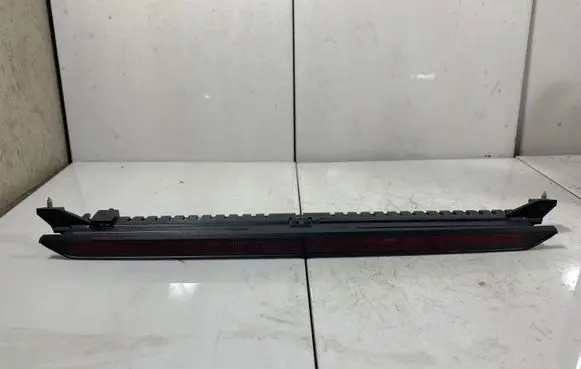 Volkswagen PASSAT B5.5 Third/center stoplight 1J6945097D