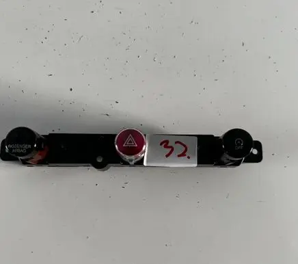 Fiat 500X Hazard light switch 07356109130 180315 30281077