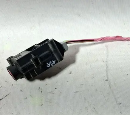 Ford Explorer Fuel cut-off switch XF329341AA