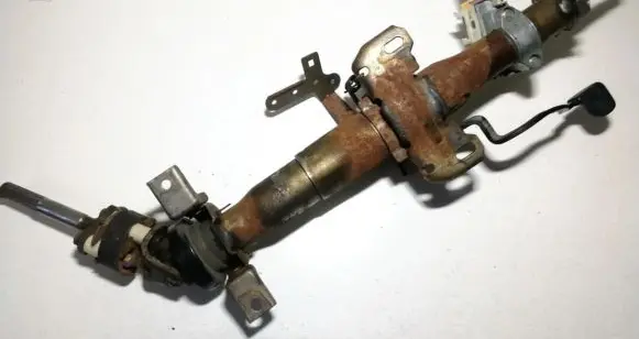 Nissan Altima Steering wheel axle