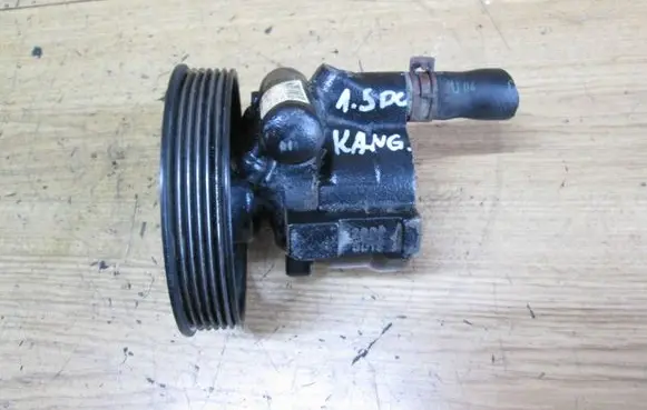 Renault Kangoo I Power steering pump 7700420305 26053219 7700419117