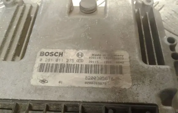 Renault Scenic II - Grand scenic II Engine control unit/module 0281011275