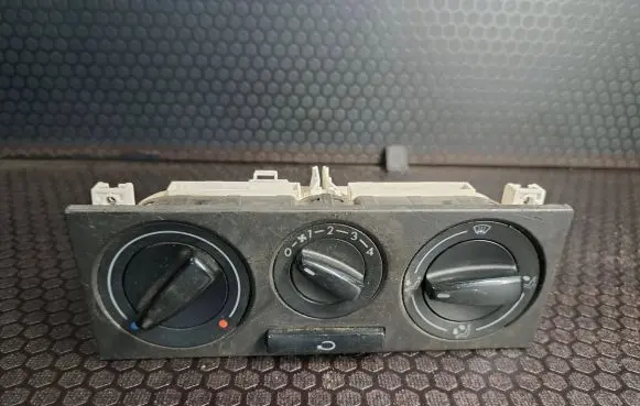Volkswagen Golf IV Climate control unit 1J0819045F 901511201000