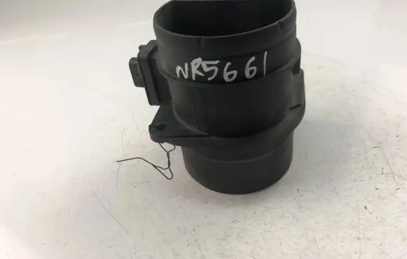 Skoda Yeti (5L) Mass air flow meter 03L906461A