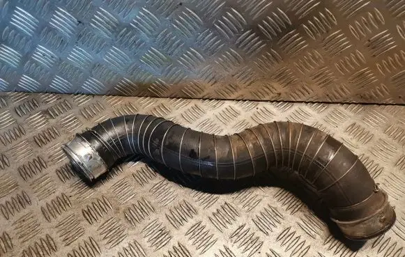 Mercedes-Benz CLK A209 C209 Intercooler hose/pipe 2095280082