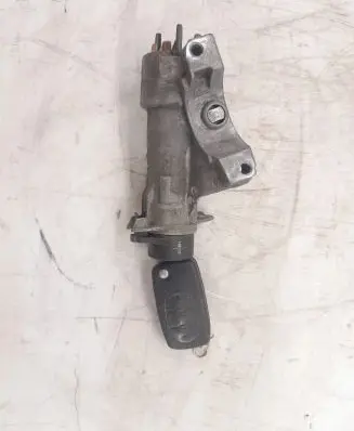 Audi A6 S6 C5 4B Ignition lock 4B0905851C