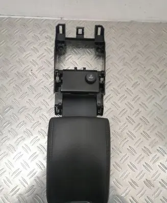 Volvo V60 Armrest 30755587
