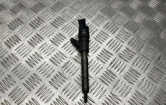 Toyota Yaris Fuel injector 0445110085