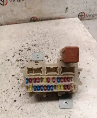 Renault Koleos I Fuse box set C1585JY00A 8B20 C1585