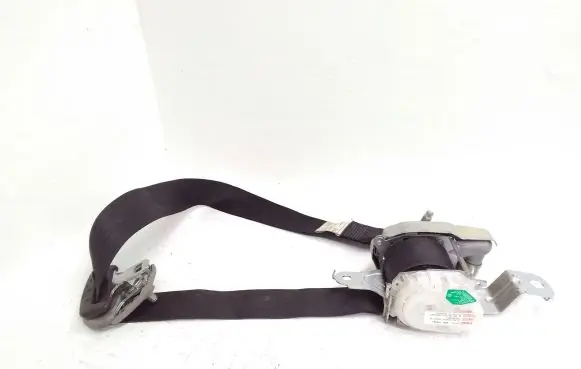 Nissan Pathfinder R51 Front seatbelt 7P1350P