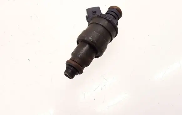 Renault Megane I Fuel injector 866313