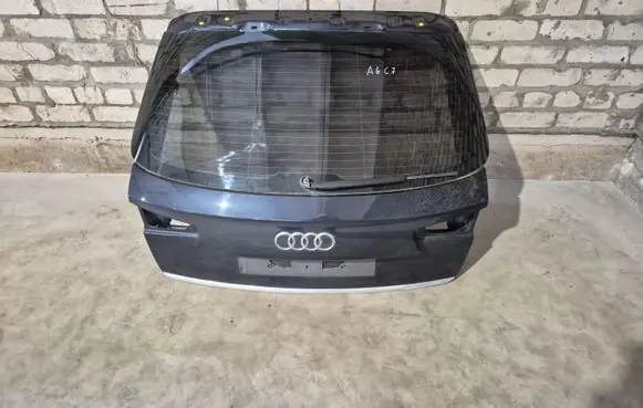 Tailgate/trunk/boot lid