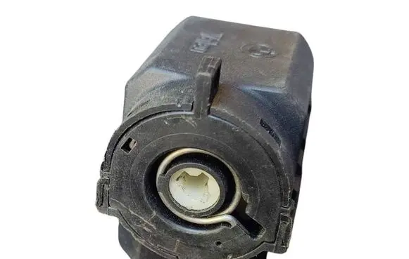 BMW 7 E38 Ignition lock contact 8352011