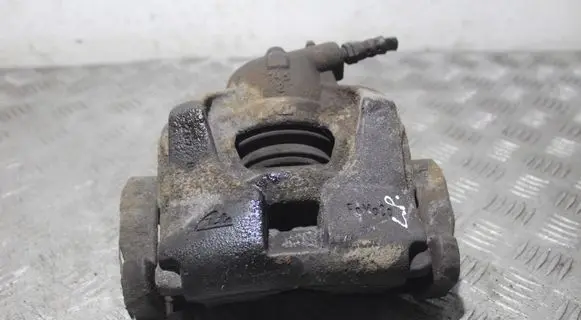 Ford Mondeo MK IV Front brake caliper