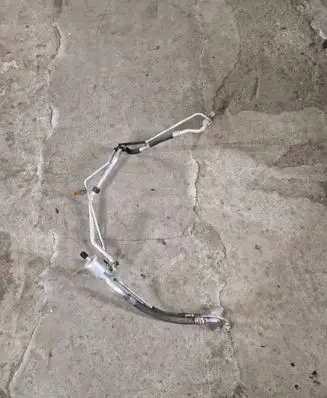 Peugeot 308 SW Air conditioning (A/C) pipe/hose 