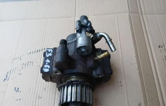 Ford Focus Fuel injection high pressure pump 9676289780